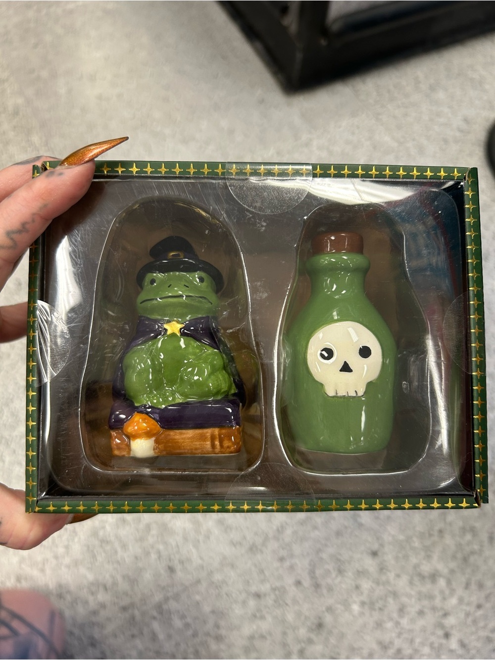 Green Frog Witch & Potion Salt and Pepper Shakers - Kids Toys